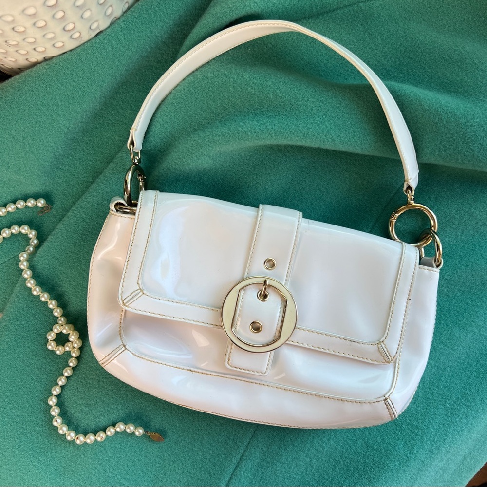 NWT Y2K White Patent Buckled Baguette Bag